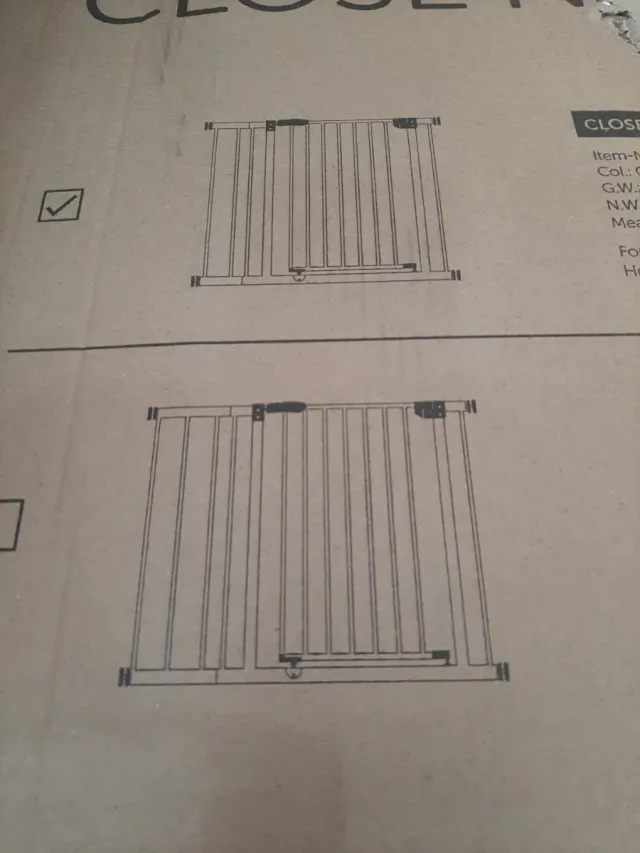 Valla de seguridad gris para escaleras