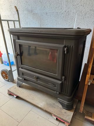 Stufa a gas Godin in ghisa