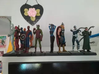 Figuras Superhéroes Marvel Plomo