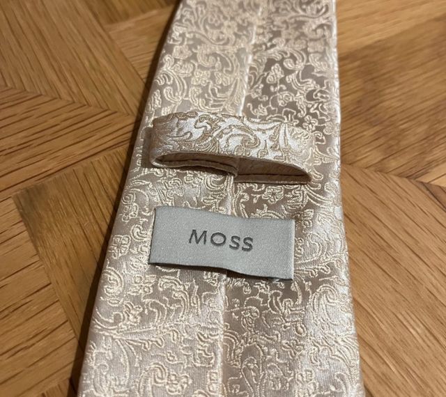 Corbata y Panuelo de Seda