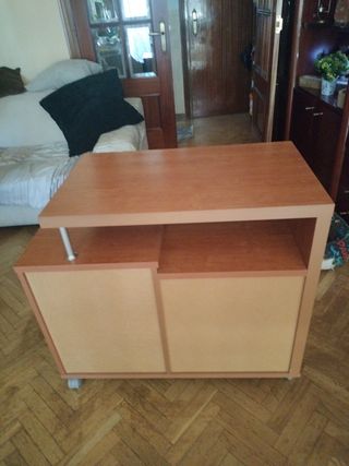 Mesa auxiliar para TV