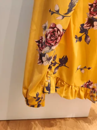 Camisa Vila floral amarilla talla L