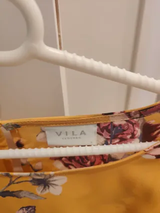 Camisa Vila floral amarilla talla L