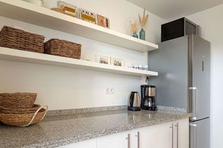 Piso en venta en El Faro de Calaburra - Chaparral en Mijas