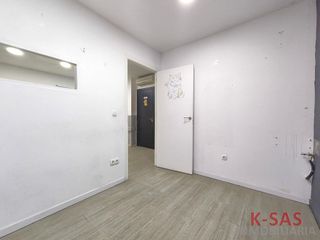 Local comercial en venta en Can Clota en Esplugues de Llobregat