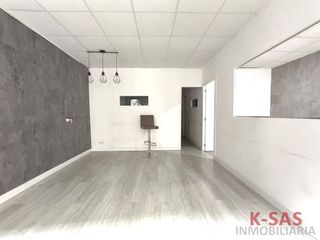 Local comercial en venta en Can Clota en Esplugues de Llobregat