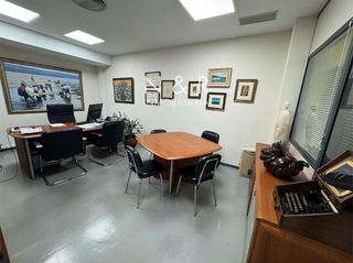 Local comercial en alquiler en Ensanche - Sar en Santiago de Compostela