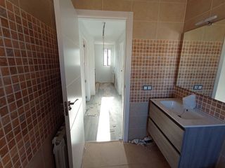 Casa adosada en venta en Tomelloso