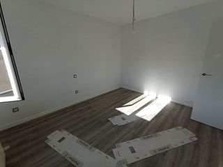 Casa adosada en venta en Tomelloso