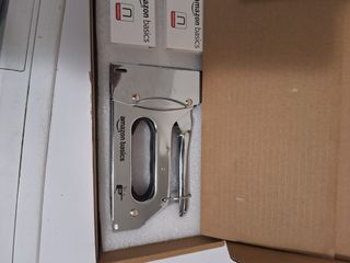 Grapadora Amazon Basics Metálica