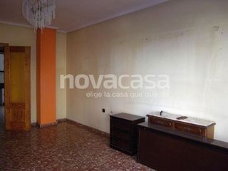 Piso en venta en Feria en Albacete