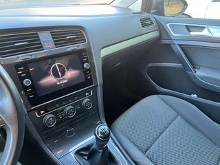 Volkswagen Golf 1.0 110 CV TSI