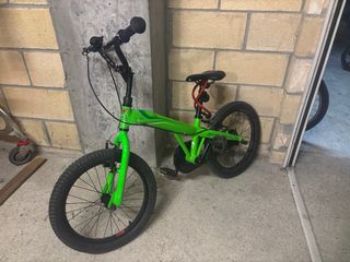 Bicicleta Monty 18 pulgadas en estado muy bueno.