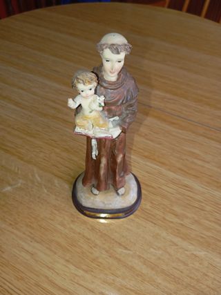 Figura religiosa San Antonio