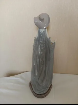 Lladró "Dama de Montecarlo".Figura.