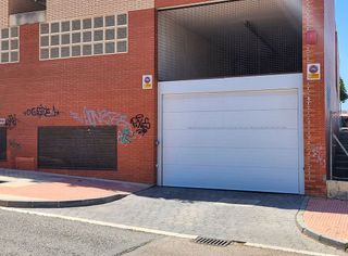 Garaje en venta en San Luis en Almería