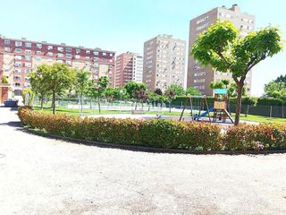 Piso en venta en Parla Este en Parla
