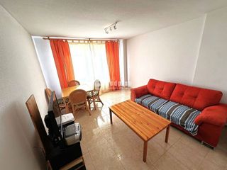 Piso en venta en Parla Este en Parla