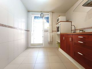 Piso en venta en Parla Este en Parla
