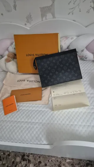 Pochette Voyage MM Monogram Louis Vuitton