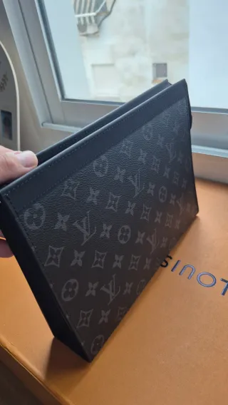 Pochette Voyage MM Monogram Louis Vuitton