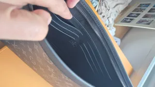 Pochette Voyage MM Monogram Louis Vuitton