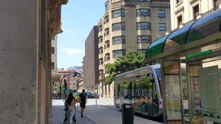 Local comercial en alquiler en Ensanche en Pamplona