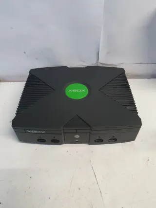 Xbox Clásica Negra y Verde sin mandos 