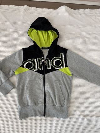 Completo felpa e pantaloni bimbo 4 anni