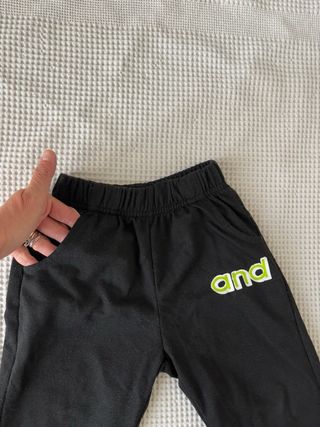 Completo felpa e pantaloni bimbo 4 anni