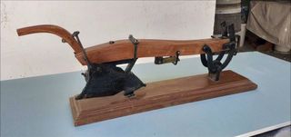 Charrua Decorativa Antiga Madeira e Metal