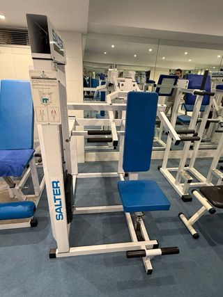Lote de máquinas de gimnasio 