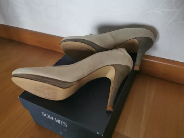 Zapatos n38 tacón beige
