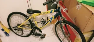 Bicicleta de Montaña Orbita Amarilla