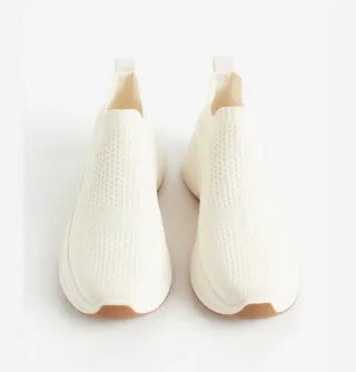 Zapatillas calcetín blancas beige 