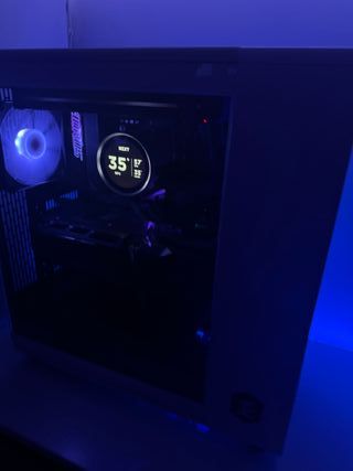 PC Gaming de la NASA! 9950X 5080 64GB 2TB SSD