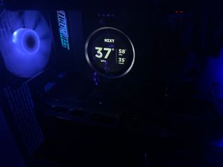 PC Gaming de la NASA! 9950X 5080 64GB 2TB SSD