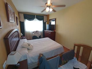 Casa adosada en venta en Tomelloso