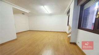 Oficina en alquiler en Cuatro Caminos en Santander