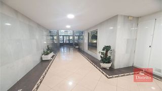 Oficina en alquiler en Cuatro Caminos en Santander