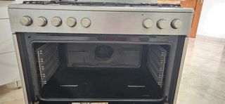 Cocina 5 fuegos gas 90cm horno eléctrico BEKO