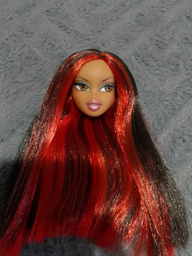 Cabeza Bratz Kiana Wild West Reroot