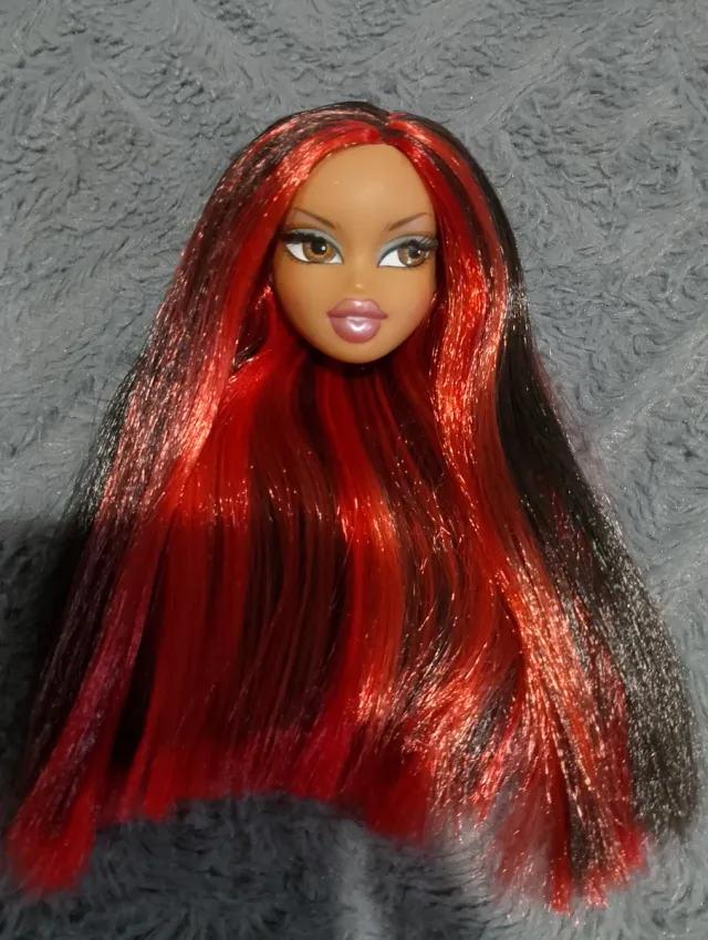 Cabeza Bratz Kiana Wild West Reroot