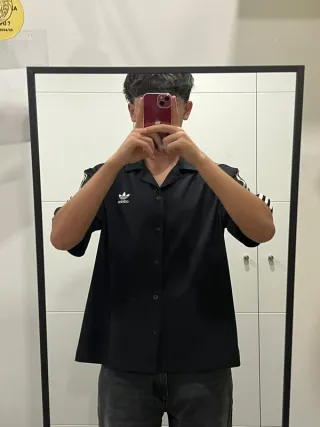 Camisa clásica negra de manga corta Adidas - M