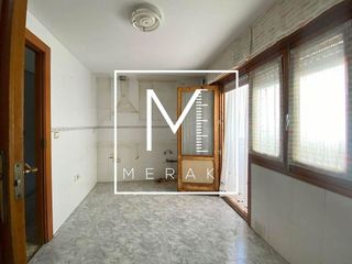 Piso en venta en Feria en Albacete