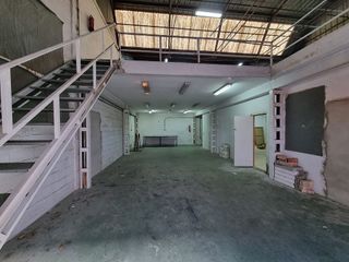 Nave industrial en alquiler en Noreste-Granja en Jerez de la Frontera