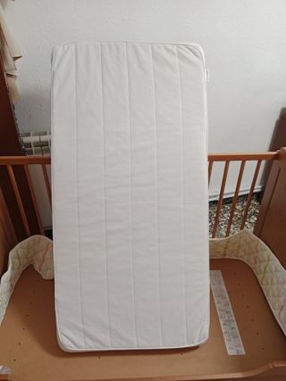 Cuna bebé madera como nueva