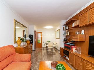Piso en venta en El Grau en Valencia
