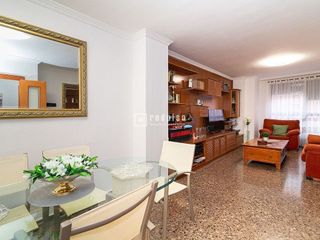 Piso en venta en El Grau en Valencia