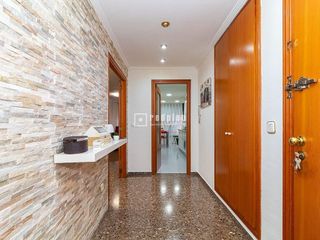 Piso en venta en El Grau en Valencia